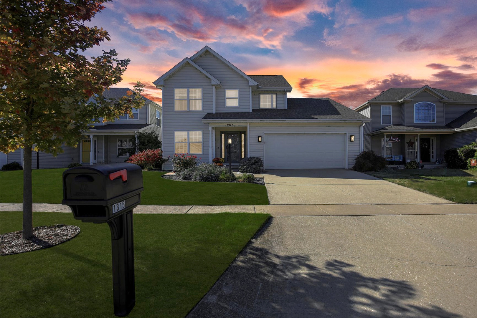 1315 West Ridge Lane Champaign, IL 61822 - Photo 2 of 102