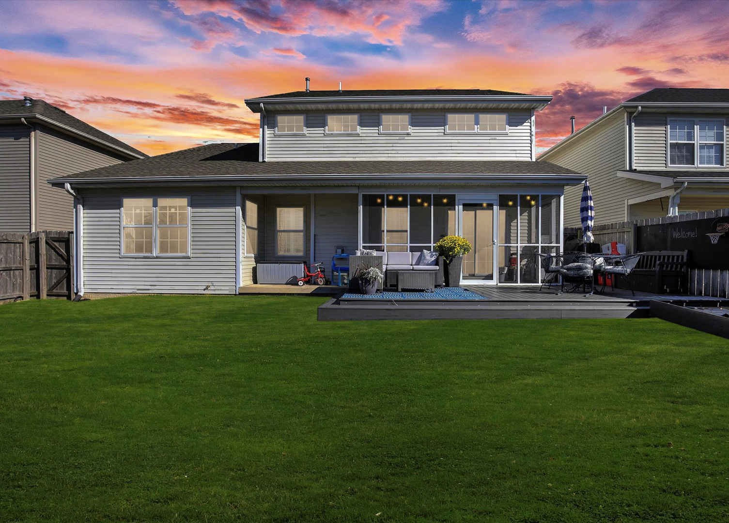 1315 West Ridge Lane Champaign, IL 61822 - Photo 3 of 102 a view of a building with a yard