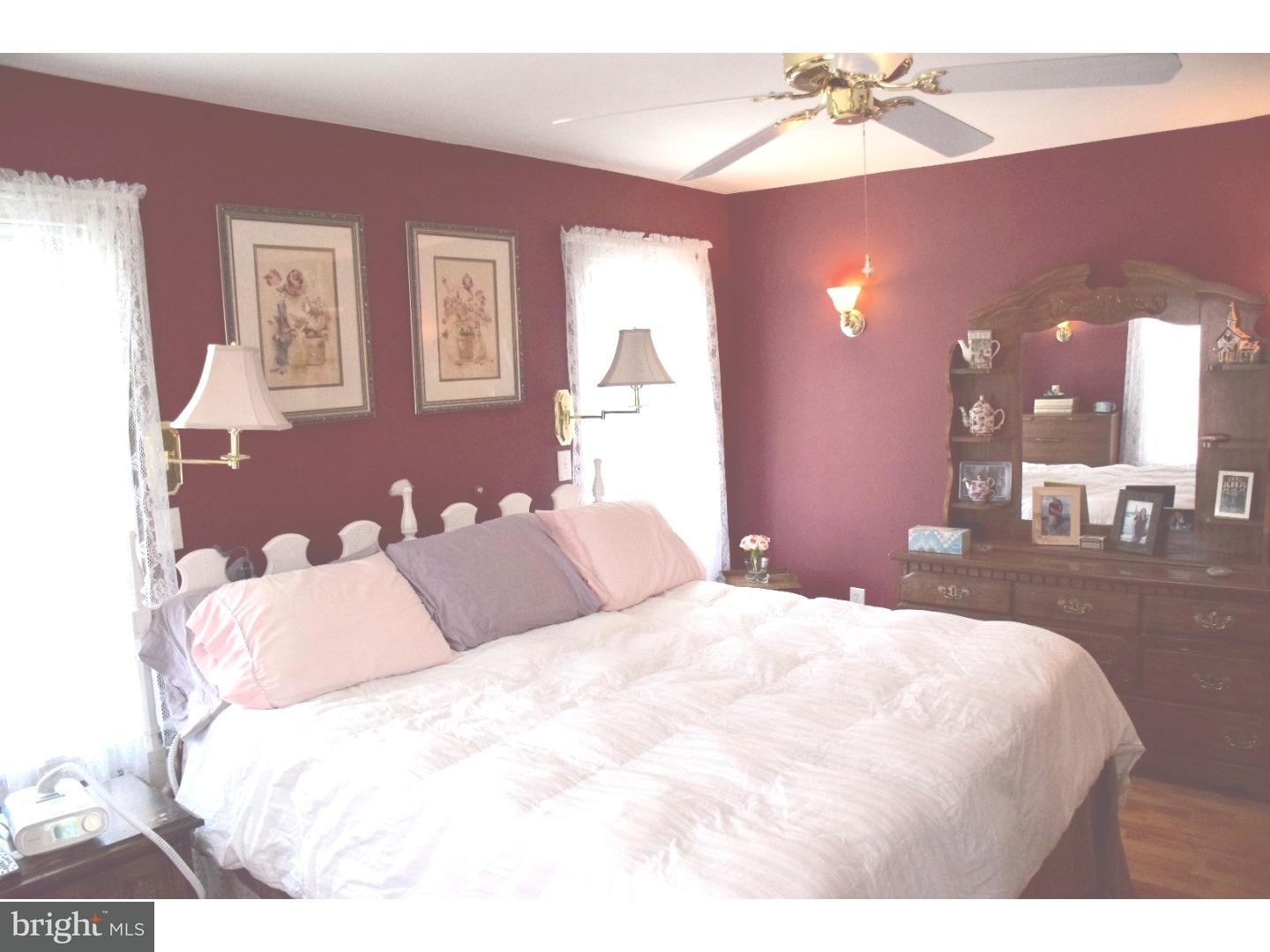 434 Delaware Avenue Riverside, NJ 08075 - Photo 11 of 22 Bedroom - Main