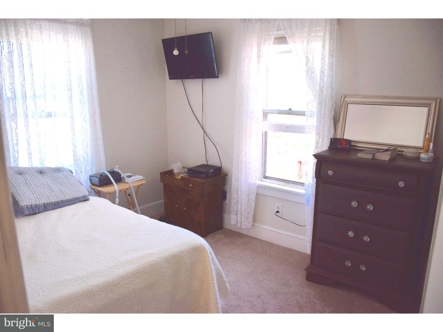 434 Delaware Avenue Riverside, NJ 08075 - Photo 12 of 22 Bedroom 2