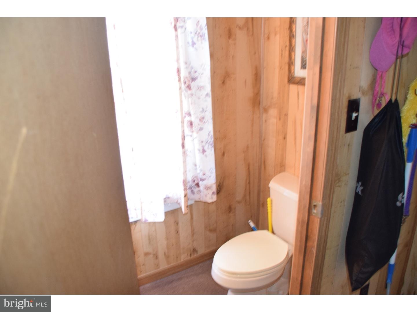 434 Delaware Avenue Riverside, NJ 08075 - Photo 18 of 22 Bathroom