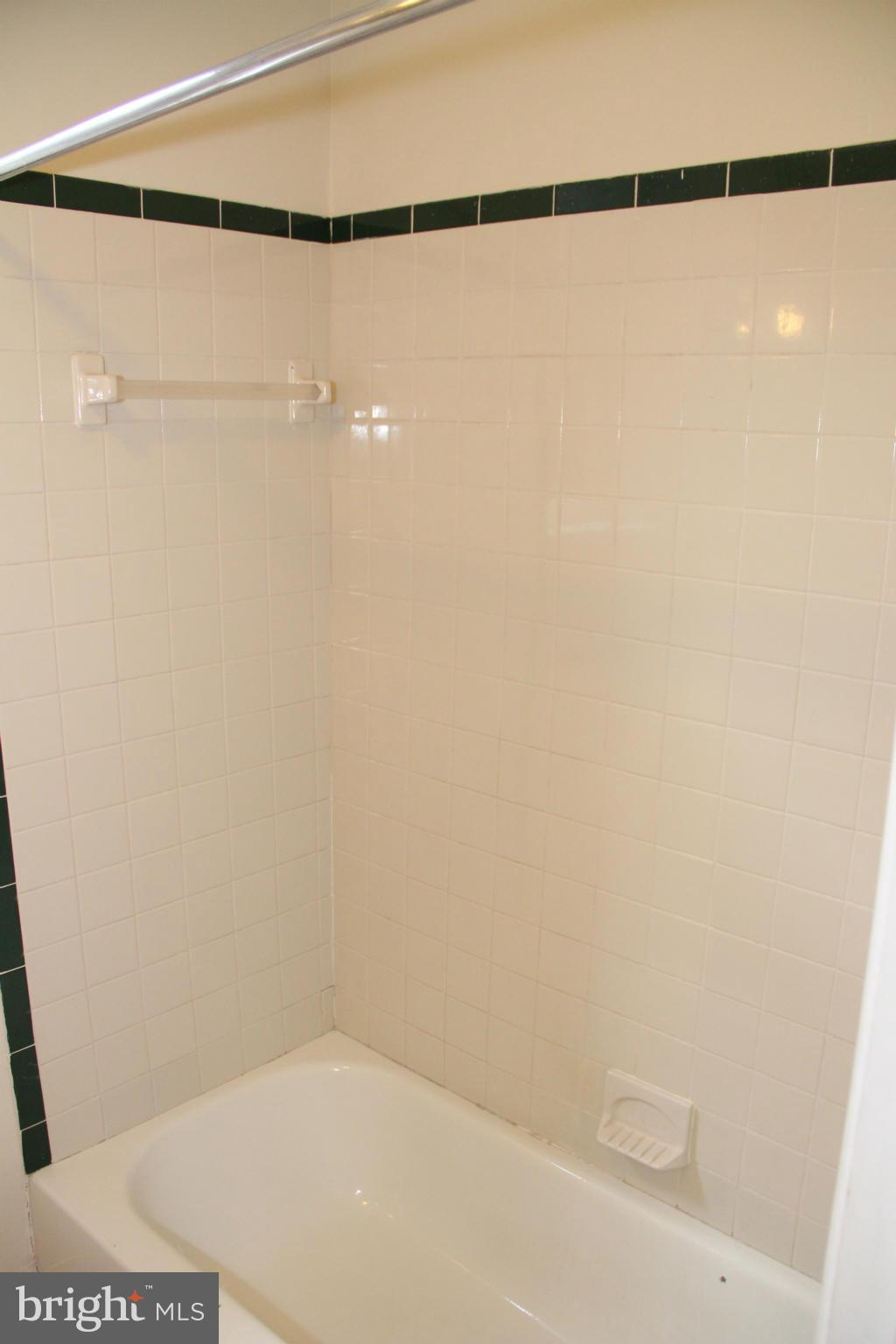 1812 Florida Avenue Northwest Washington, DC 20009 - Photo 13 of 24 Bath