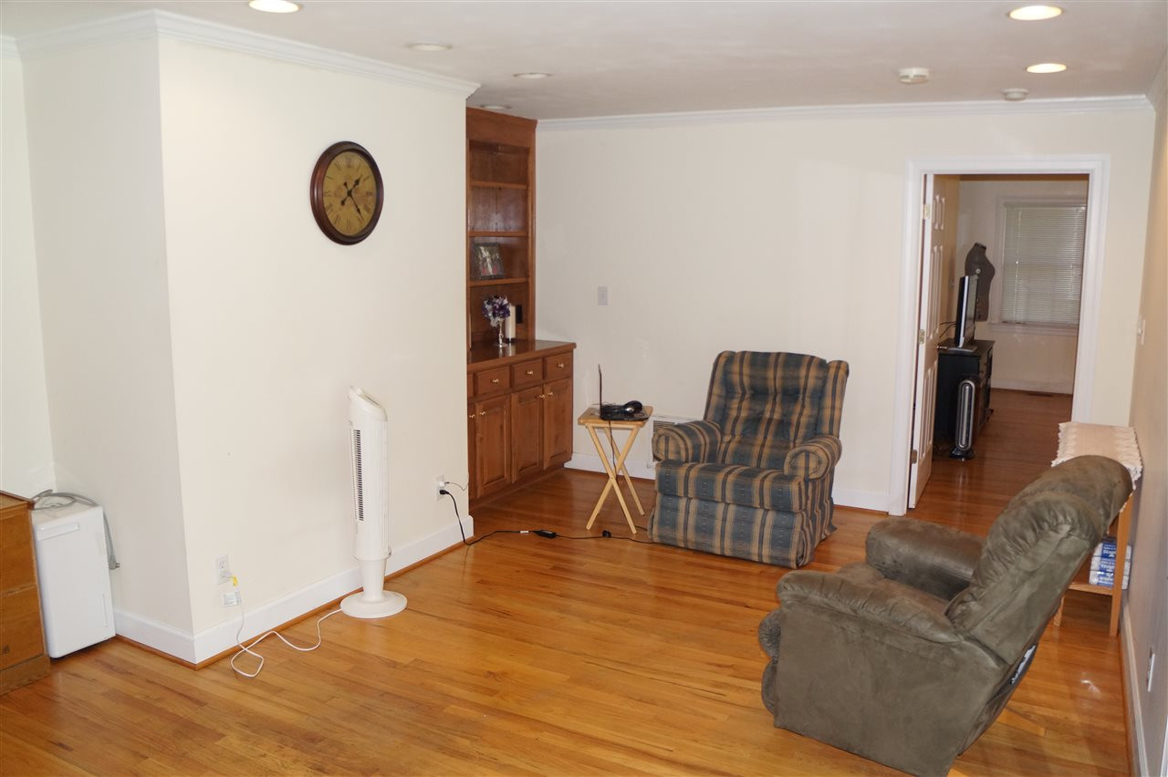 2015 Trawick Road Raleigh, NC 27604 - Photo 9 of 25 Photo 9