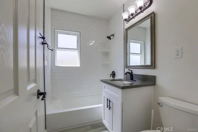 $2,650 | 8716 Buckles Street, Downey, CA 90241