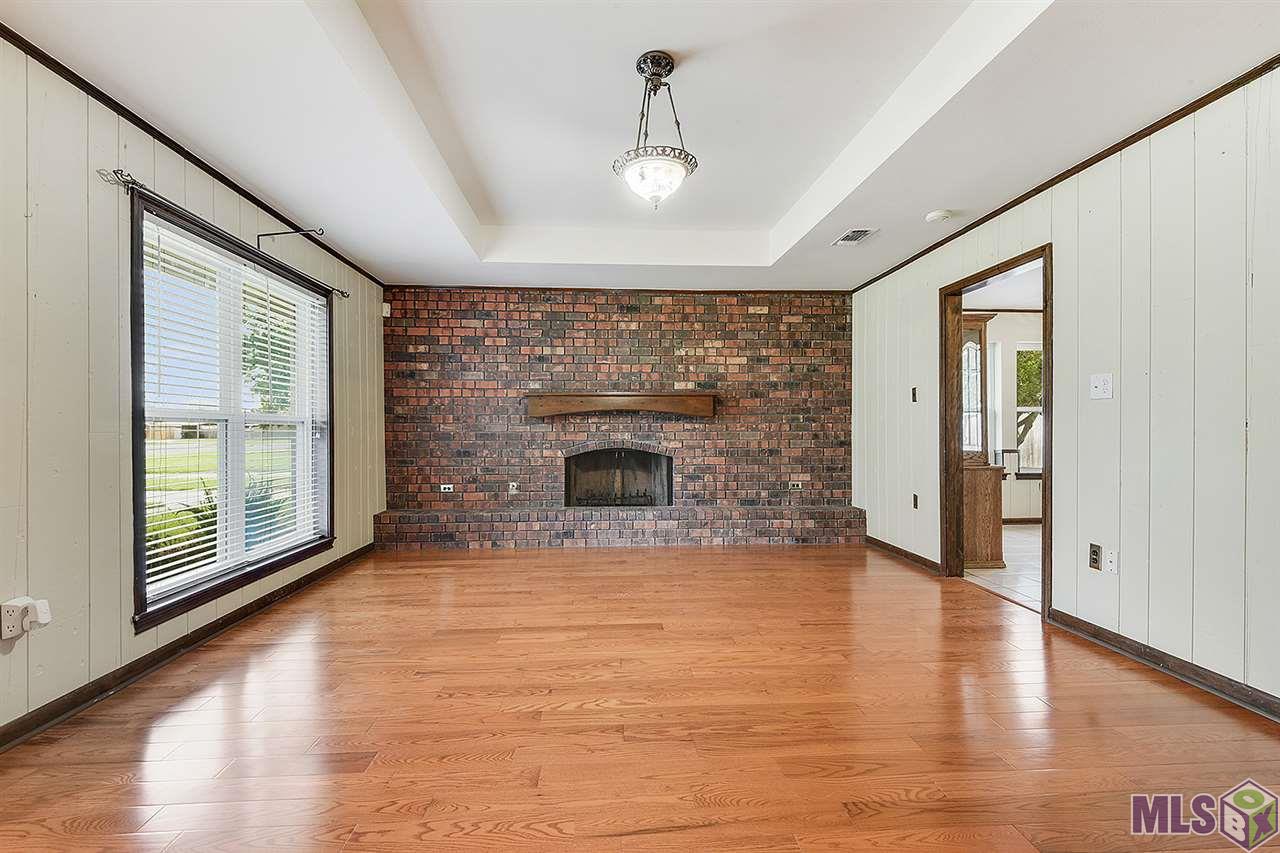 40052 Ronda Avenue Prairieville, LA 70769 - Photo 4 of 11 Gallery Image 4