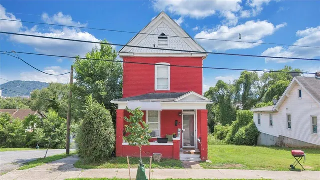 $130,000 | 302 Patton Avenue Northwest, Roanoke, VA 24016