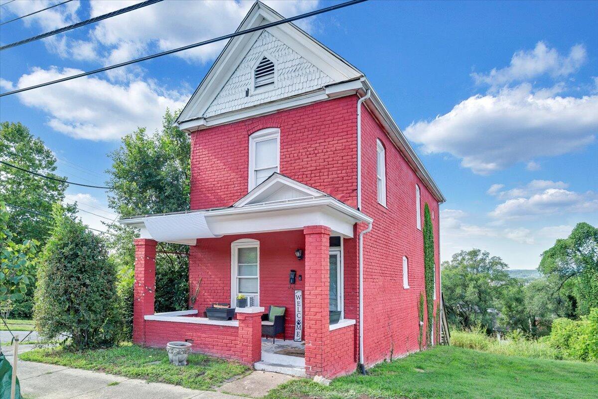 302 Patton Avenue Northwest Roanoke, VA 24016 - Photo 12 of 25 12-MIB00396