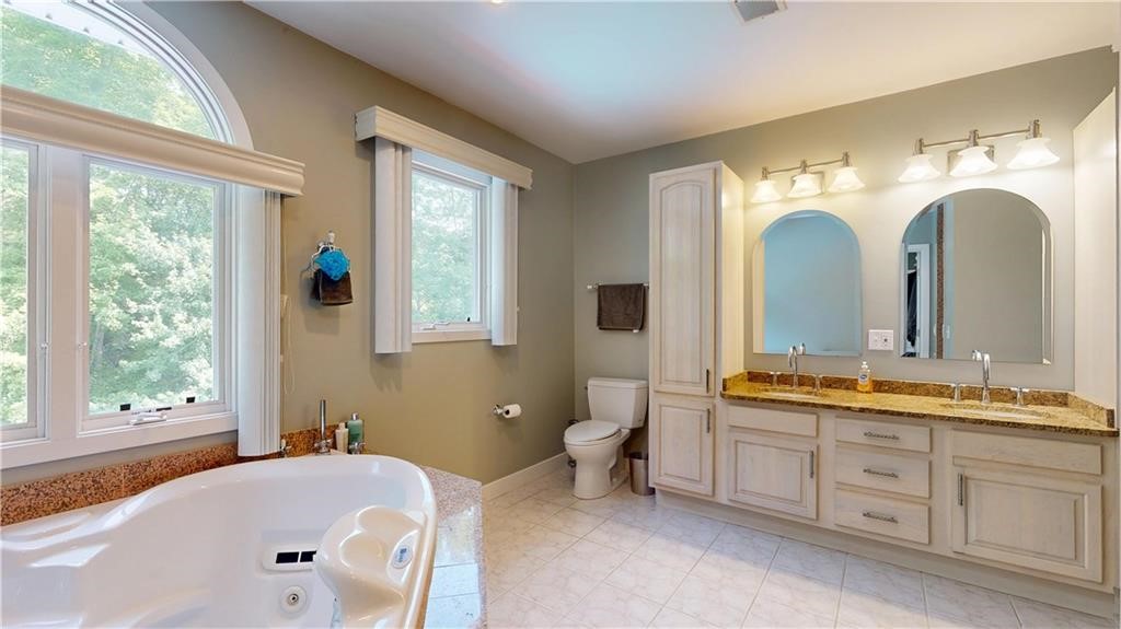 9 Mahoney Drive Hope, RI 02831 - Photo 17 of 34