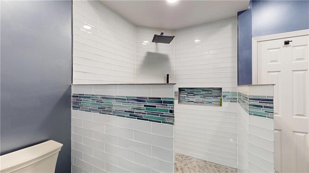 9 Mahoney Drive Hope, RI 02831 - Photo 21 of 34