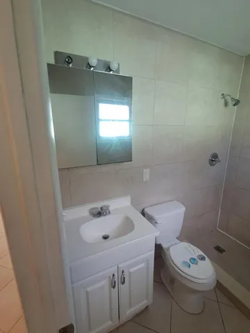 $1,650 | 1021 Selkirk Street, Unit B, West Palm Beach, FL 33405