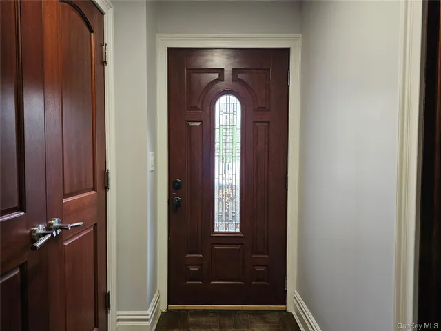 $6,200 | 49 Greenridge Avenue, Unit 1, White Plains, NY 10605