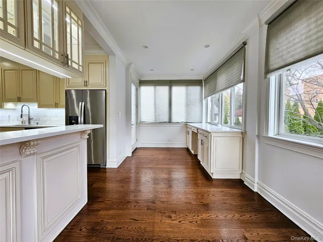 $6,200 | 49 Greenridge Avenue, Unit 1, White Plains, NY 10605