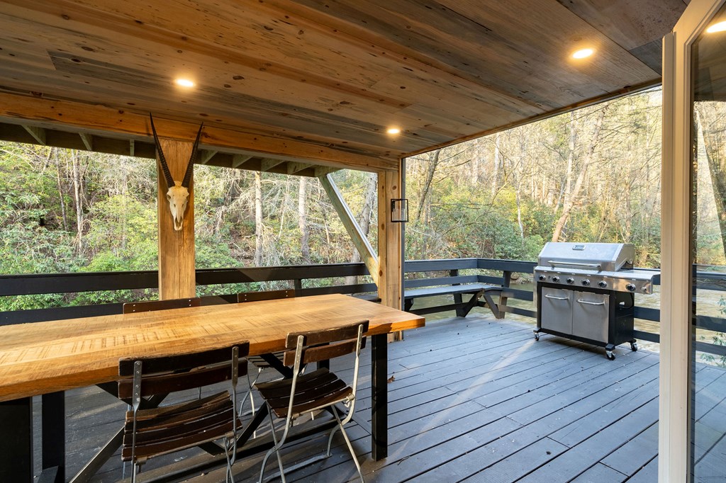 304 Hemlock Trail Blue Ridge, GA 30513 - Photo 51 of 74