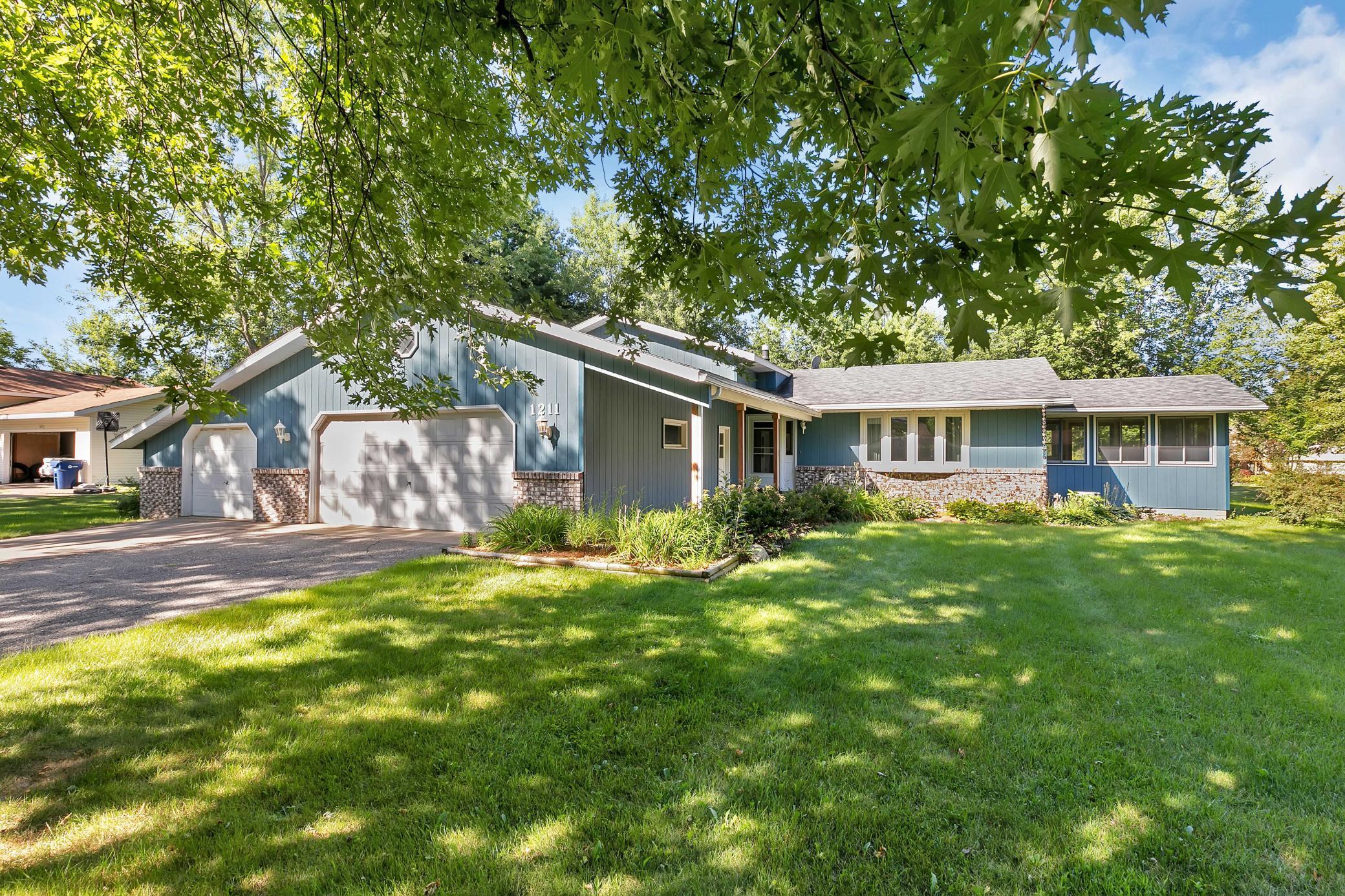 1211 Westwind Road St. Cloud, MN 56303 - Photo 1 of 40