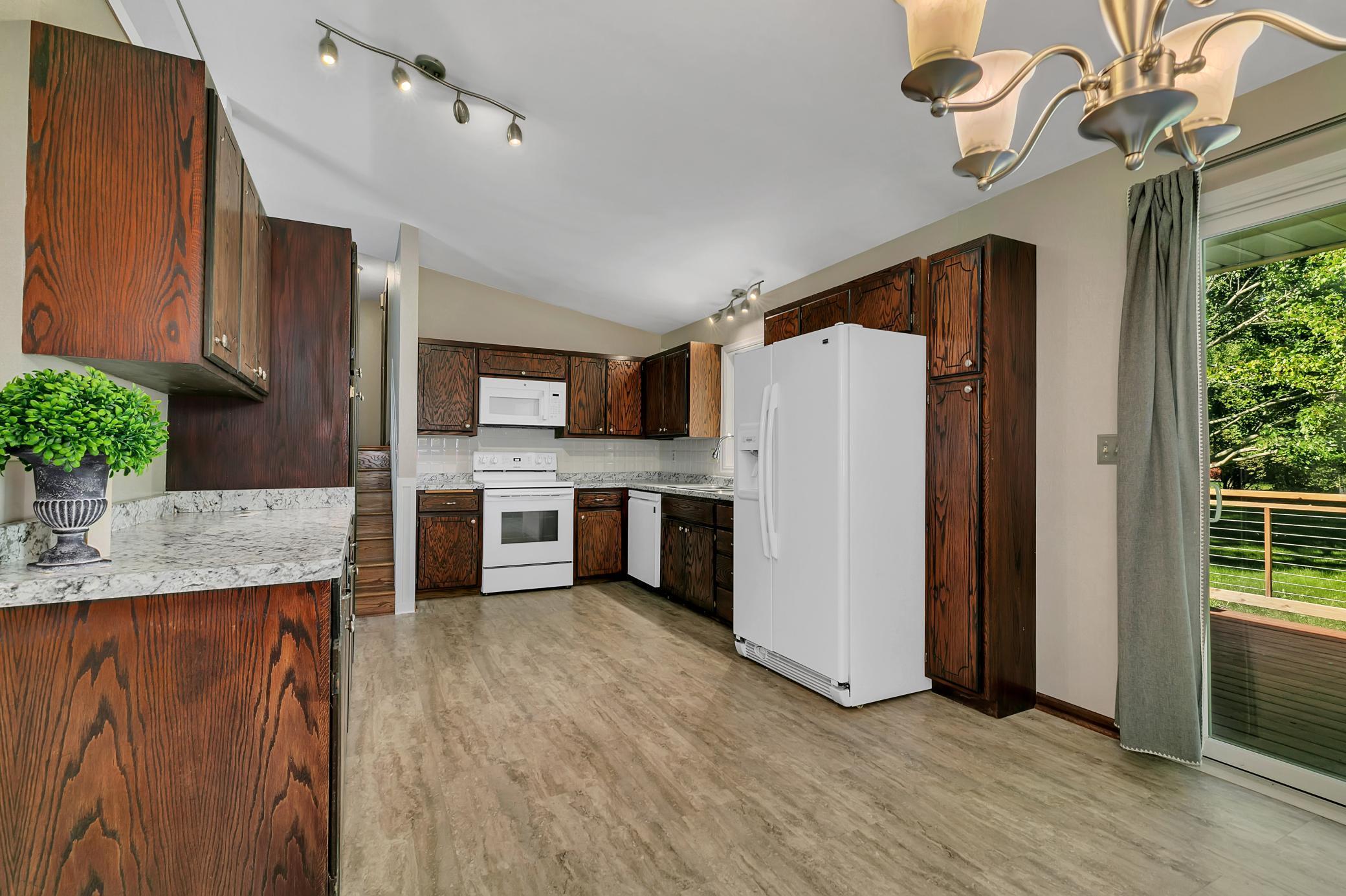 1211 Westwind Road St. Cloud, MN 56303 - Photo 4 of 40