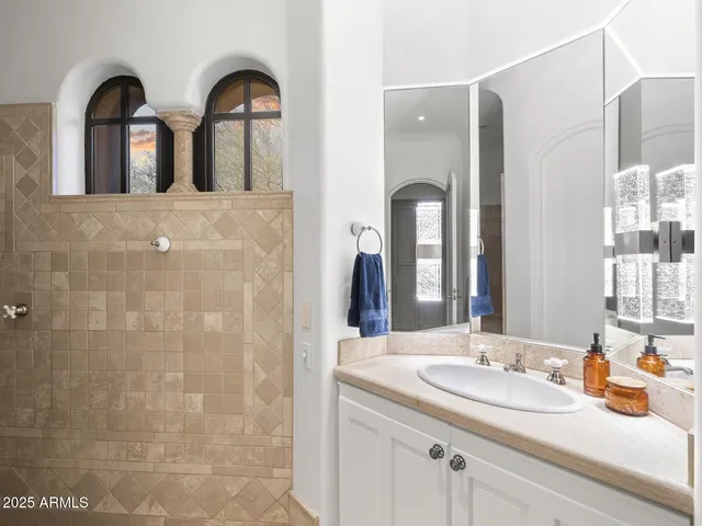 $9,000,000 | 9422 East Happy Valley Road, Scottsdale, AZ 85255