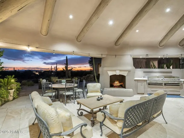 $9,000,000 | 9422 East Happy Valley Road, Scottsdale, AZ 85255