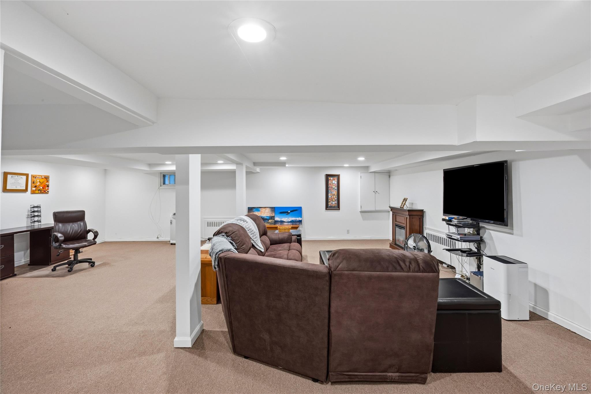 1396 Wilson Road East Meadow, NY 11554 - Photo 15 of 40