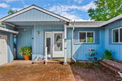 $1,300,000 | 2062-2070 Ludwig Avenue, Santa Rosa, CA 95407