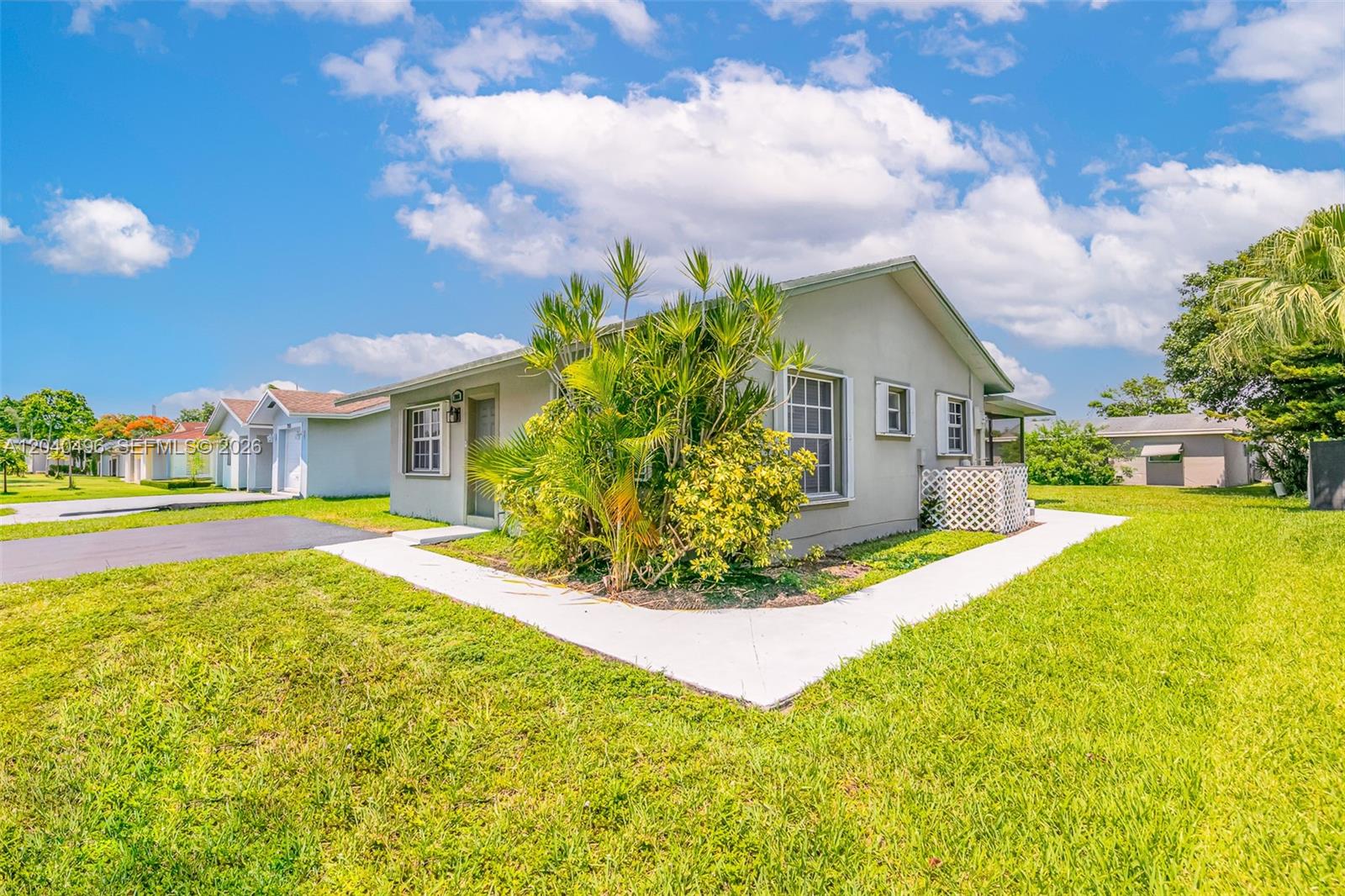 7006 Northwest 99th Way Tamarac, FL 33321 - Photo 18 of 22