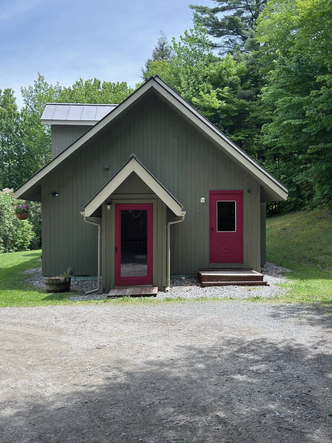 699 Glen Brook Road Stowe, VT 05672 - Photo 3 of 28