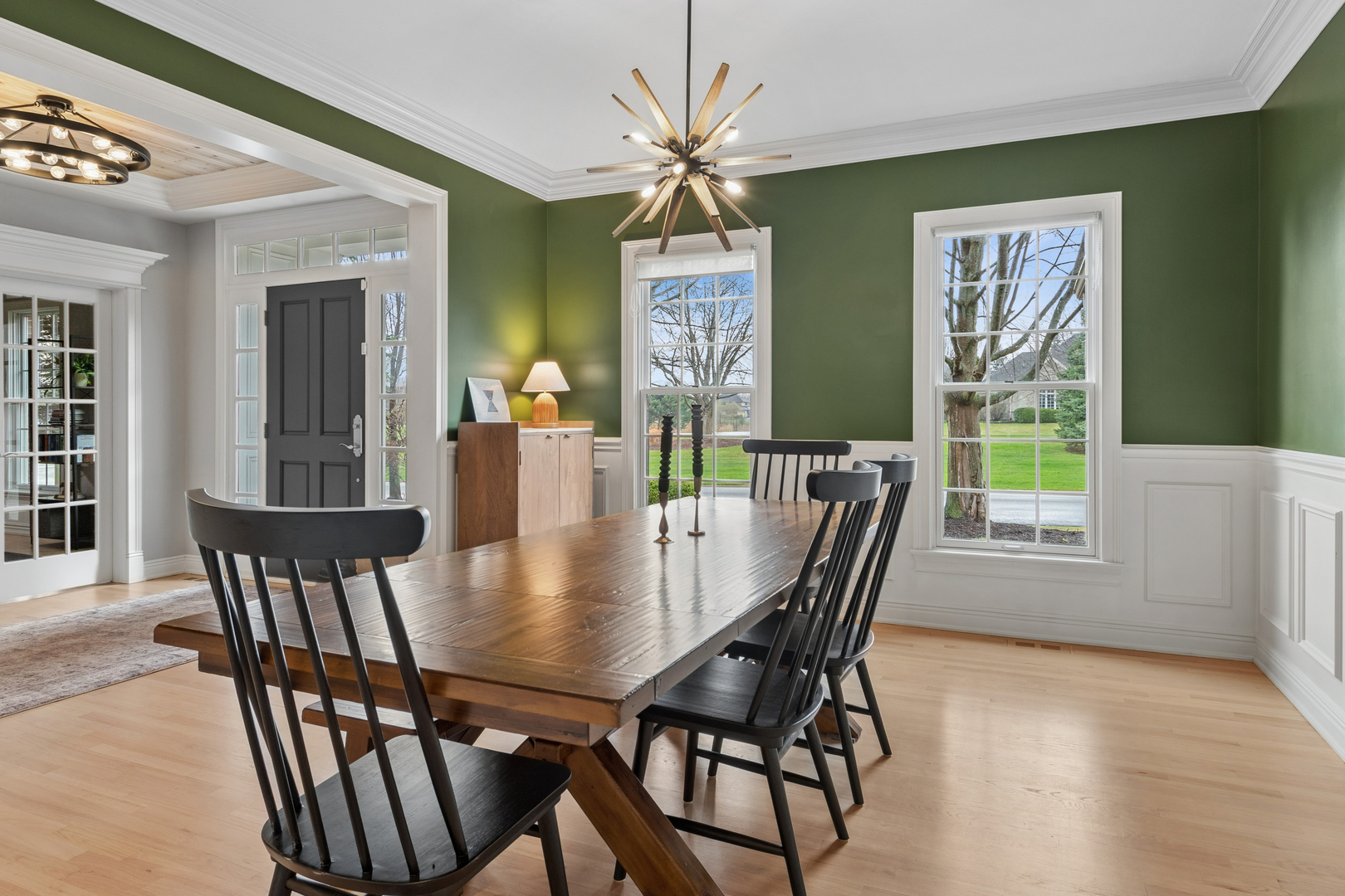 39W553 Sheldon Lane Geneva, IL 60134 - Photo 4 of 46 a dining room with furniture and window