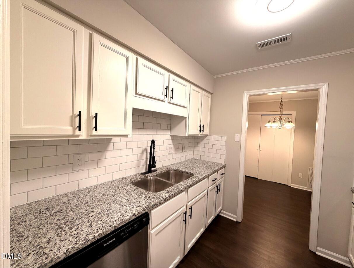 4840 North New Hope Road Raleigh, NC 27604 - Photo 11 of 18 Captura de pantalla 2026-06-19 234048