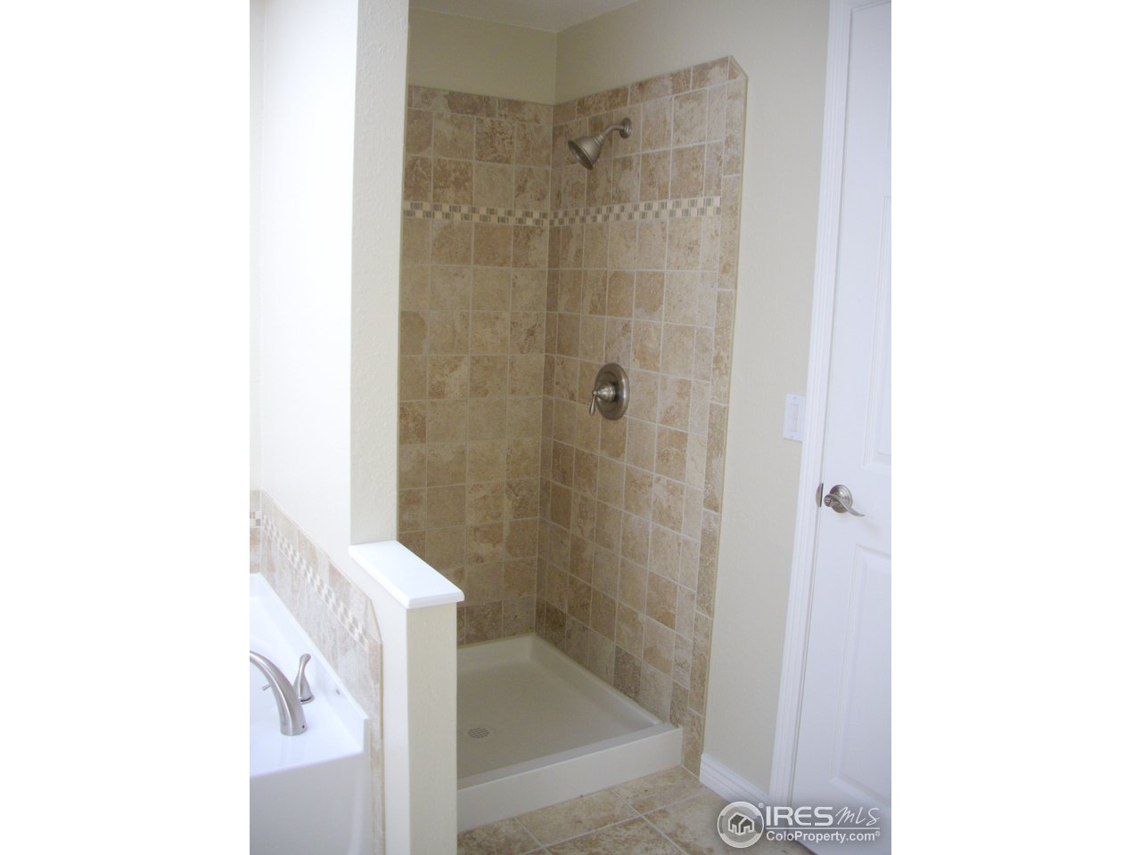 6323 Corinth Road Longmont, CO 80503 - Photo 6 of 23 Master bathroom shower