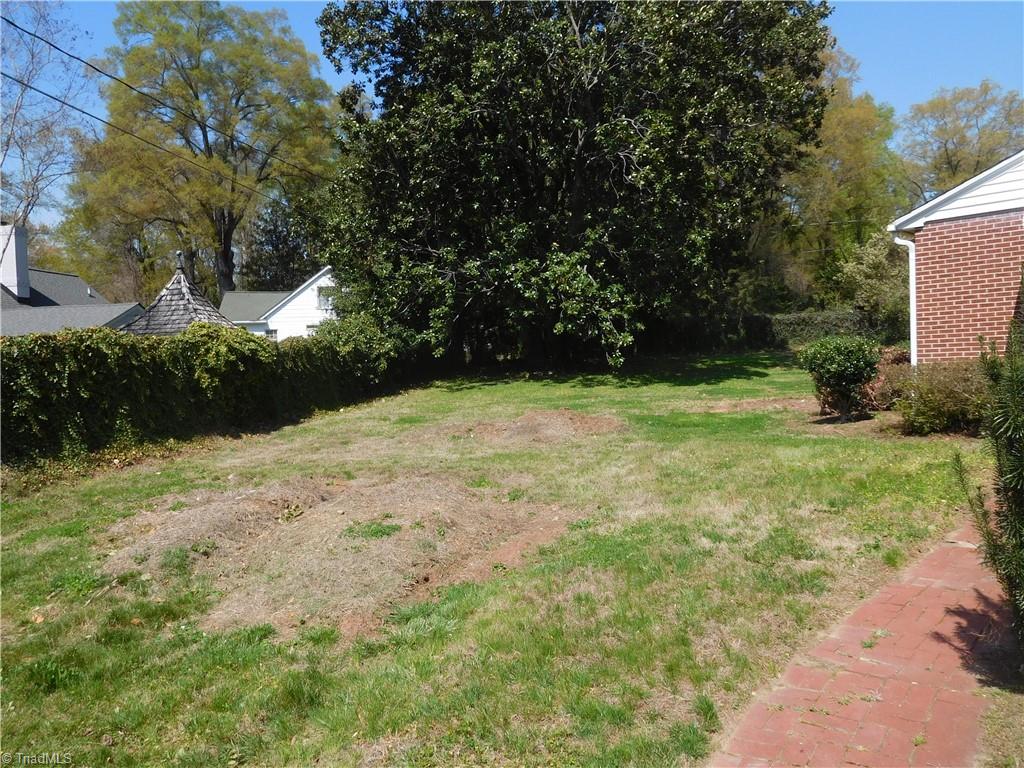 2825 Windsor Road Winston-Salem, NC 27104 - Photo 5 of 9