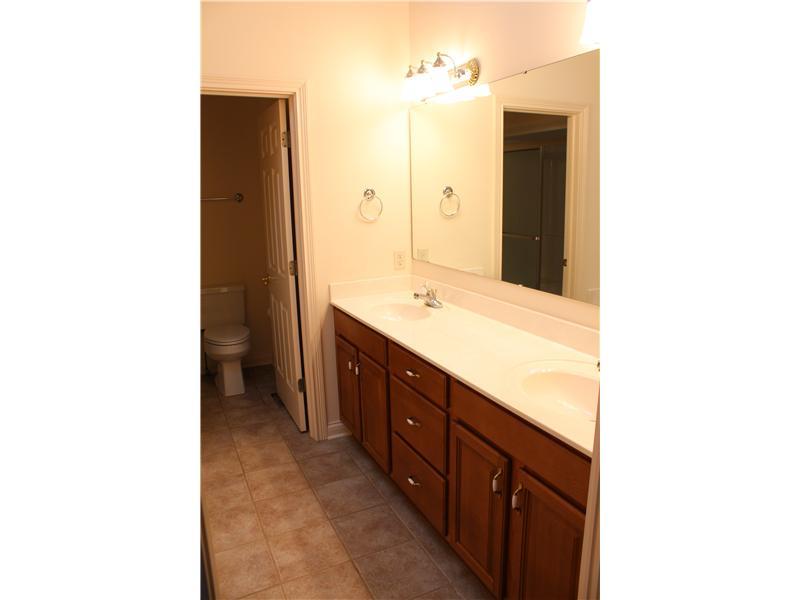 28490 Rulon Road Atlanta, IN 46031 - Photo 8 of 24 Gallery Image 8