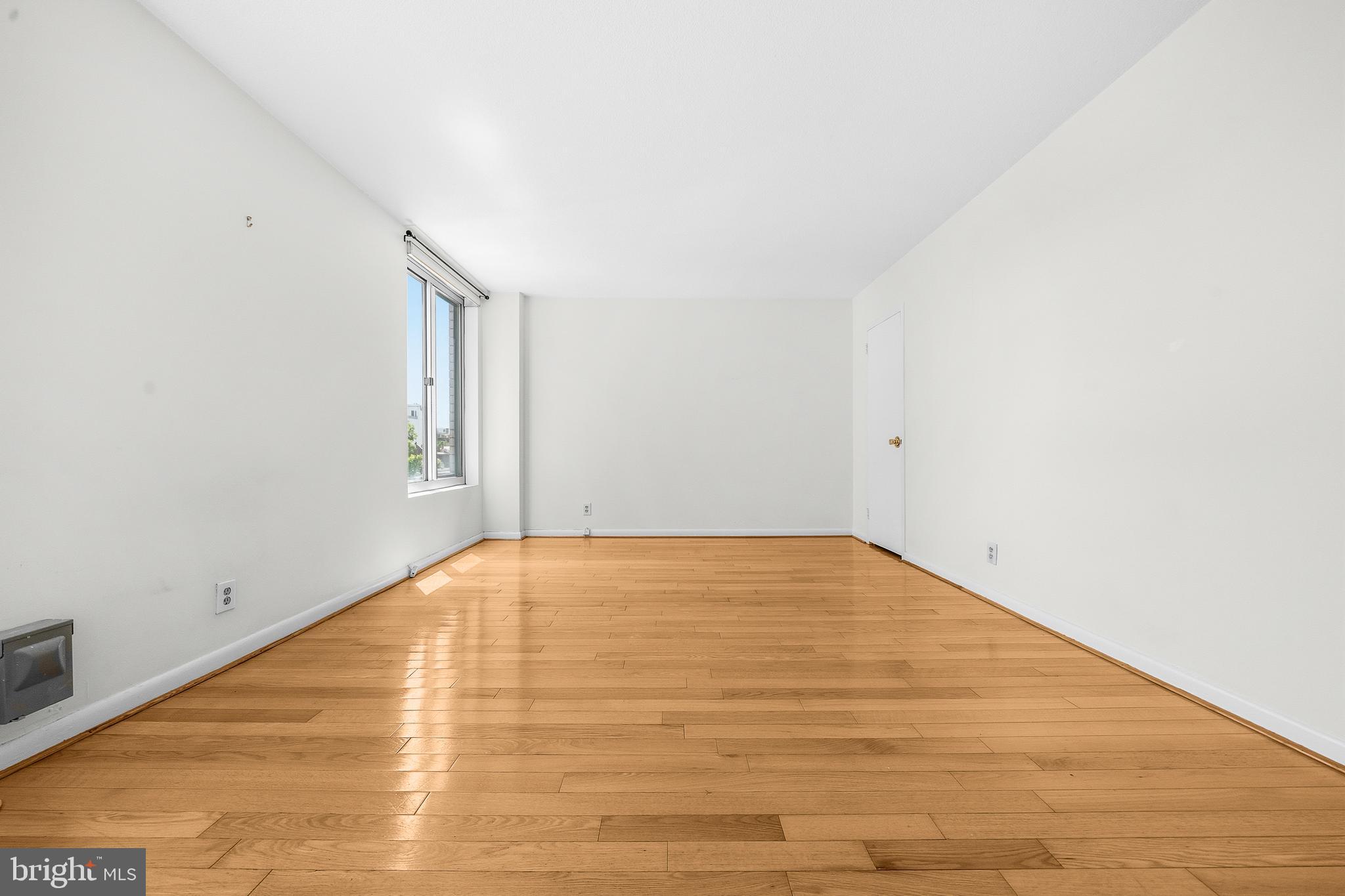 1800 R Street Northwest, Unit 604 Washington, DC 20009 - Photo 12 of 16