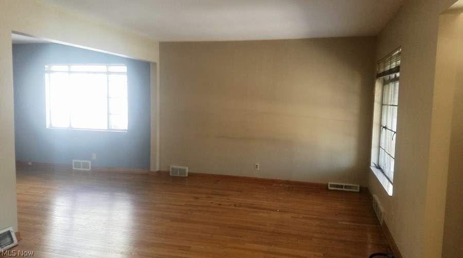 1144 North Main Street Akron, OH 44310 - Photo 3 of 10 Gallery Image 3
