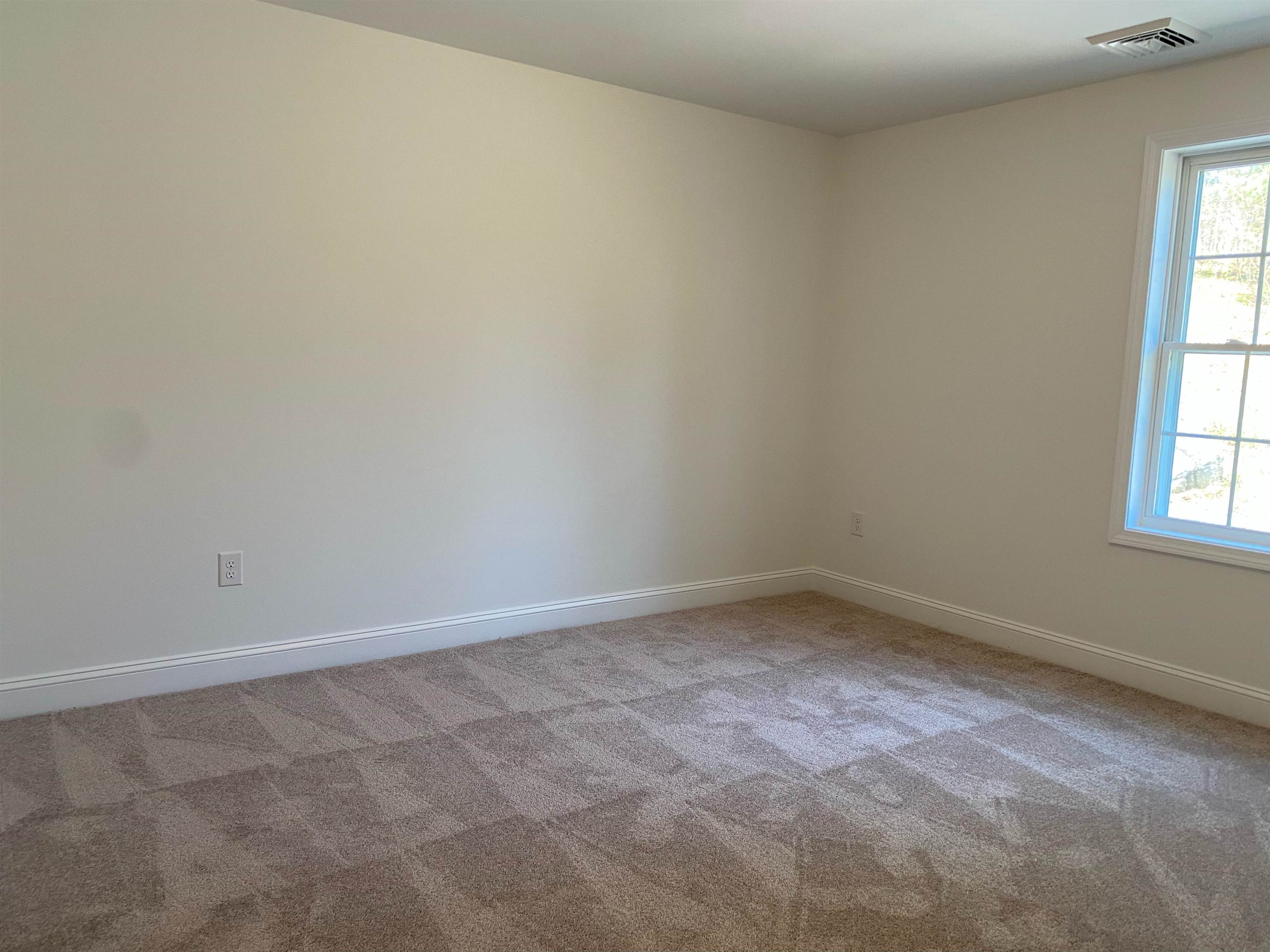 10 Lawrence Road, Unit A Hudson, NH 03051 - Photo 11 of 21