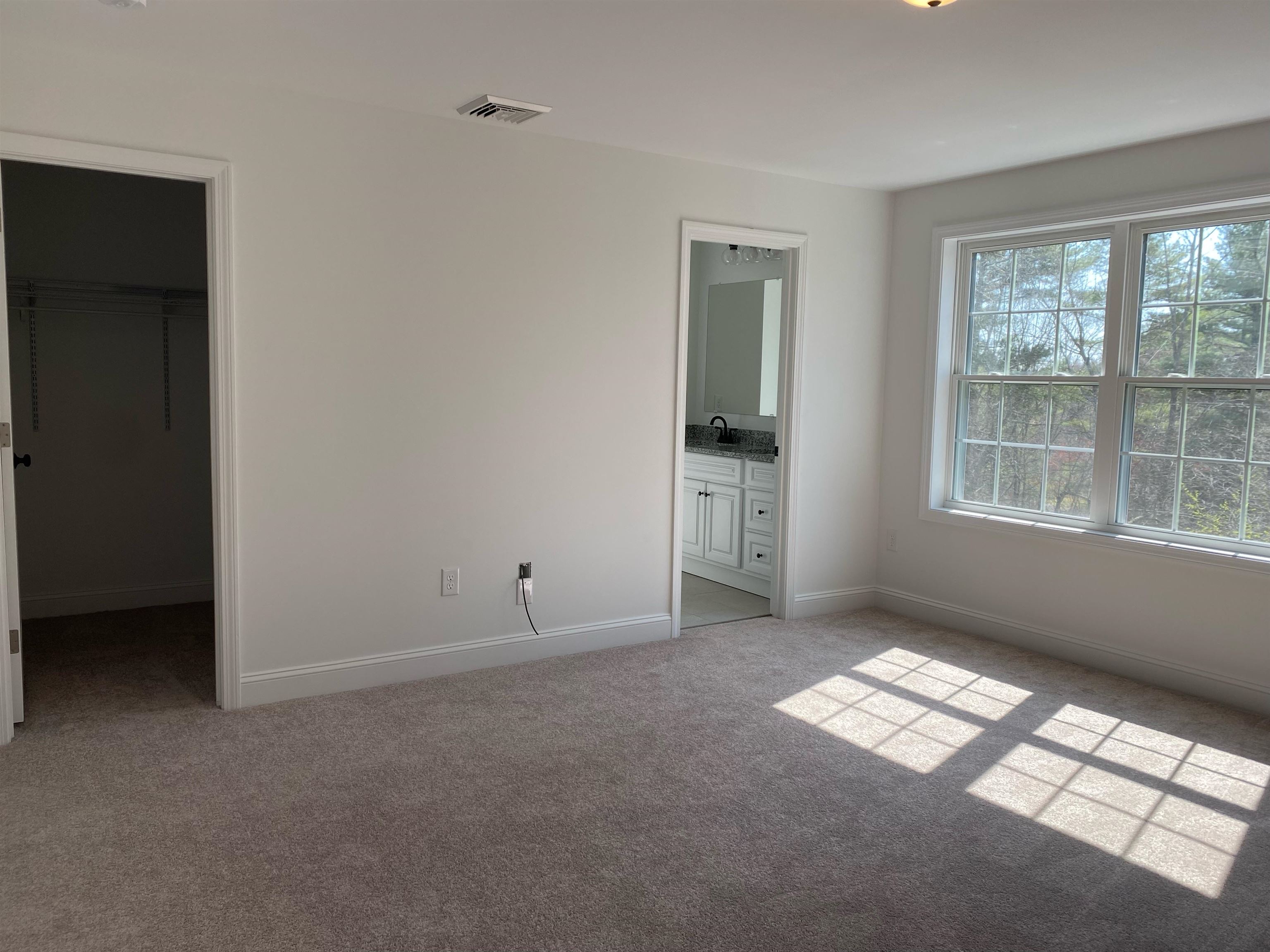 10 Lawrence Road, Unit A Hudson, NH 03051 - Photo 16 of 21