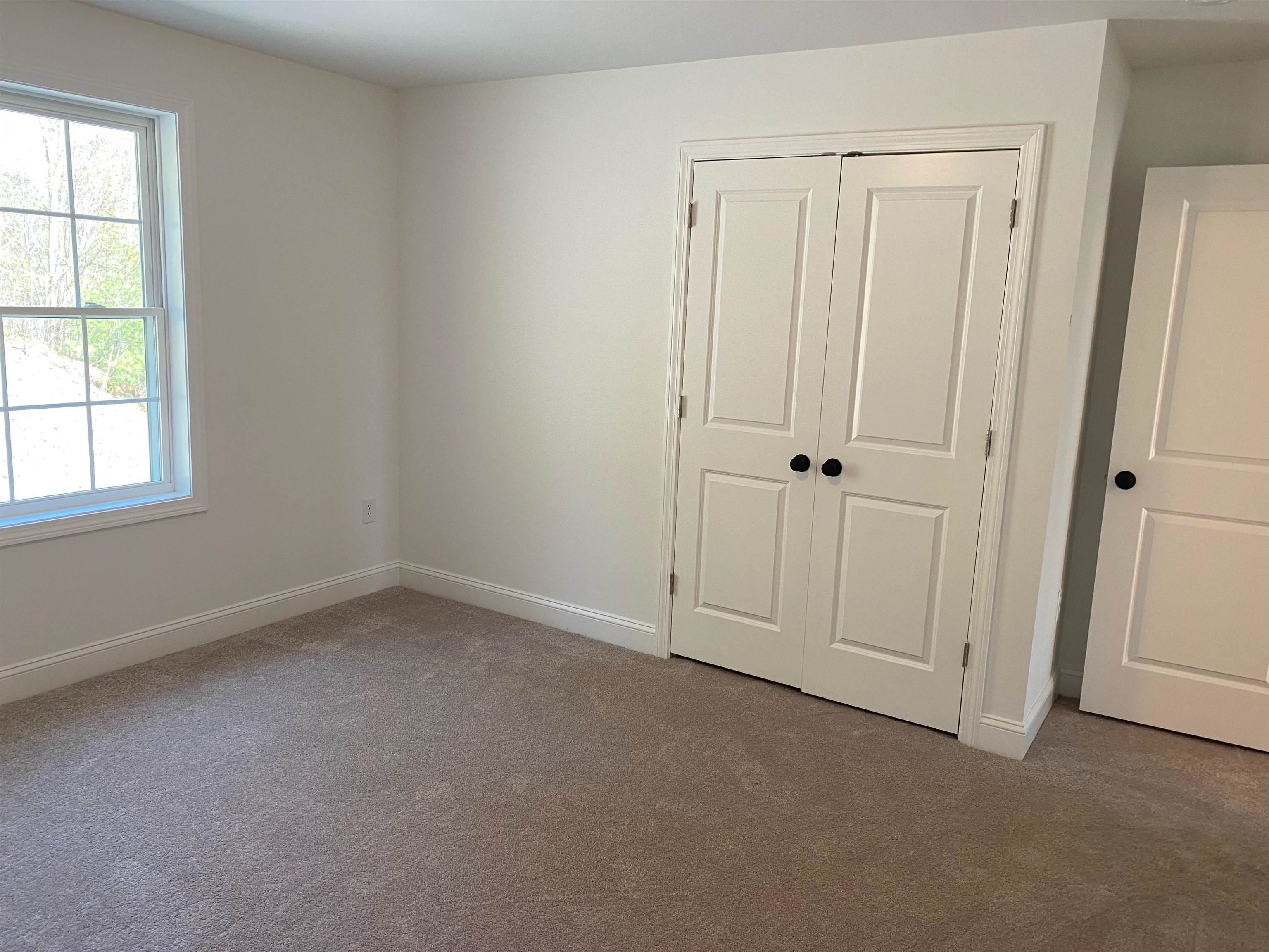 10 Lawrence Road, Unit A Hudson, NH 03051 - Photo 17 of 21