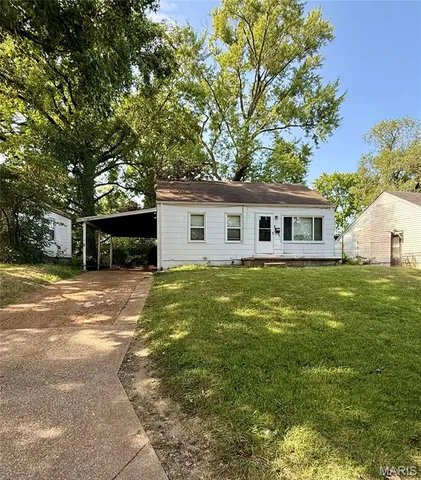 $98,000 | 8042 Patterson Drive, Berkeley, MO 63134