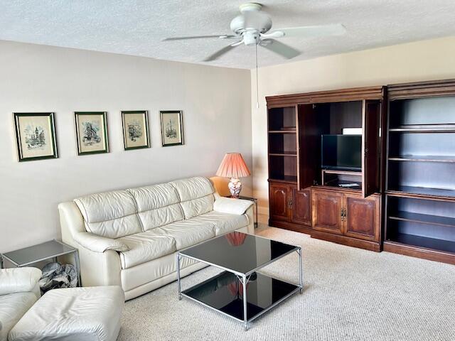 715 Normandy Lane Delray Beach, FL 33484 - Photo 3 of 45 IMG_6288