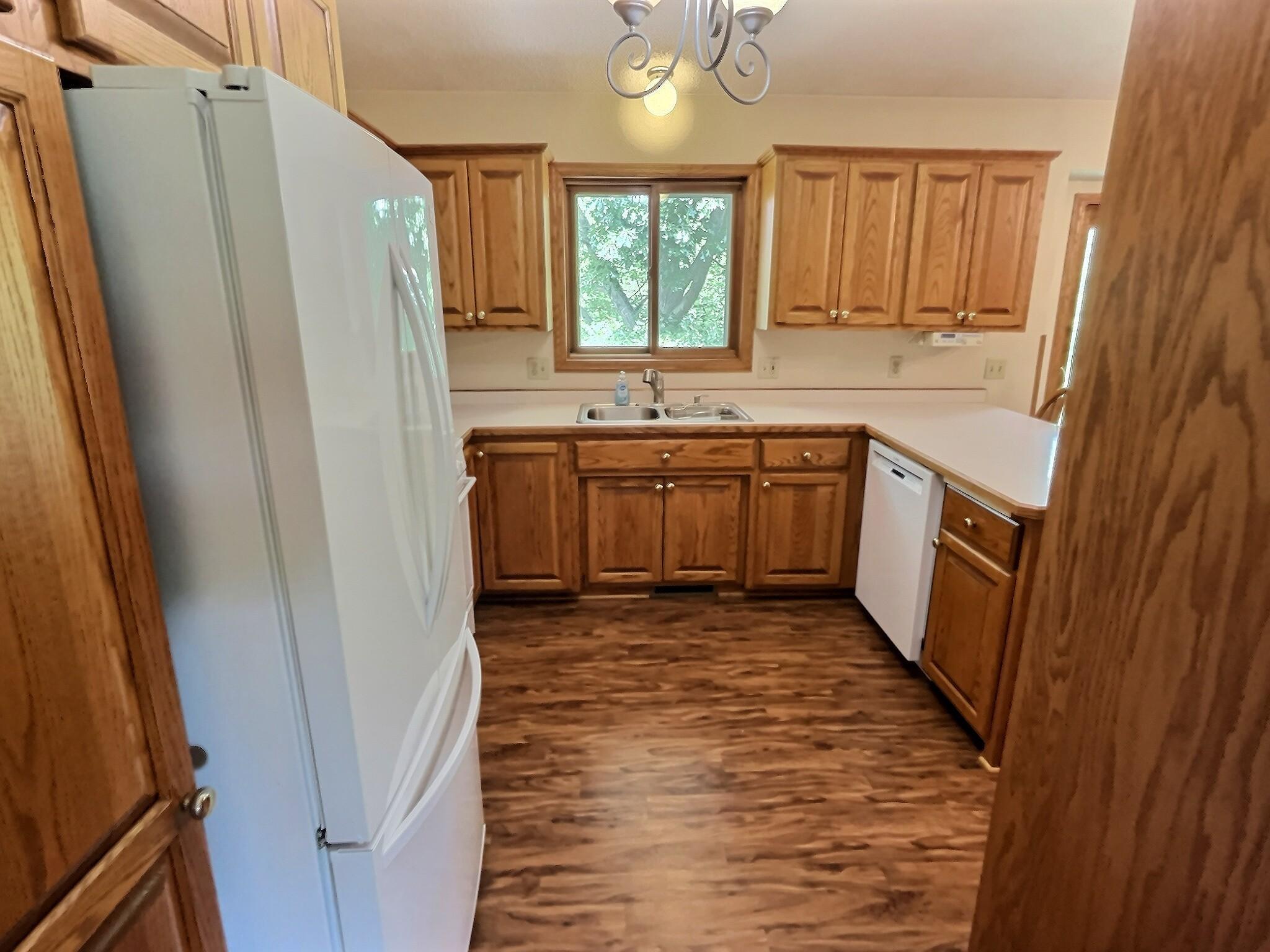 194 Elderberry Road Clearwater, MN 55320 - Photo 8 of 34