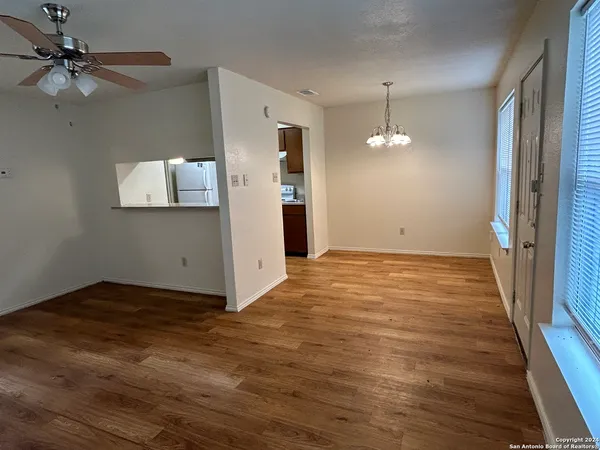 $1,125 | 14526 Waddesdon Bluff, San Antonio, TX 78233