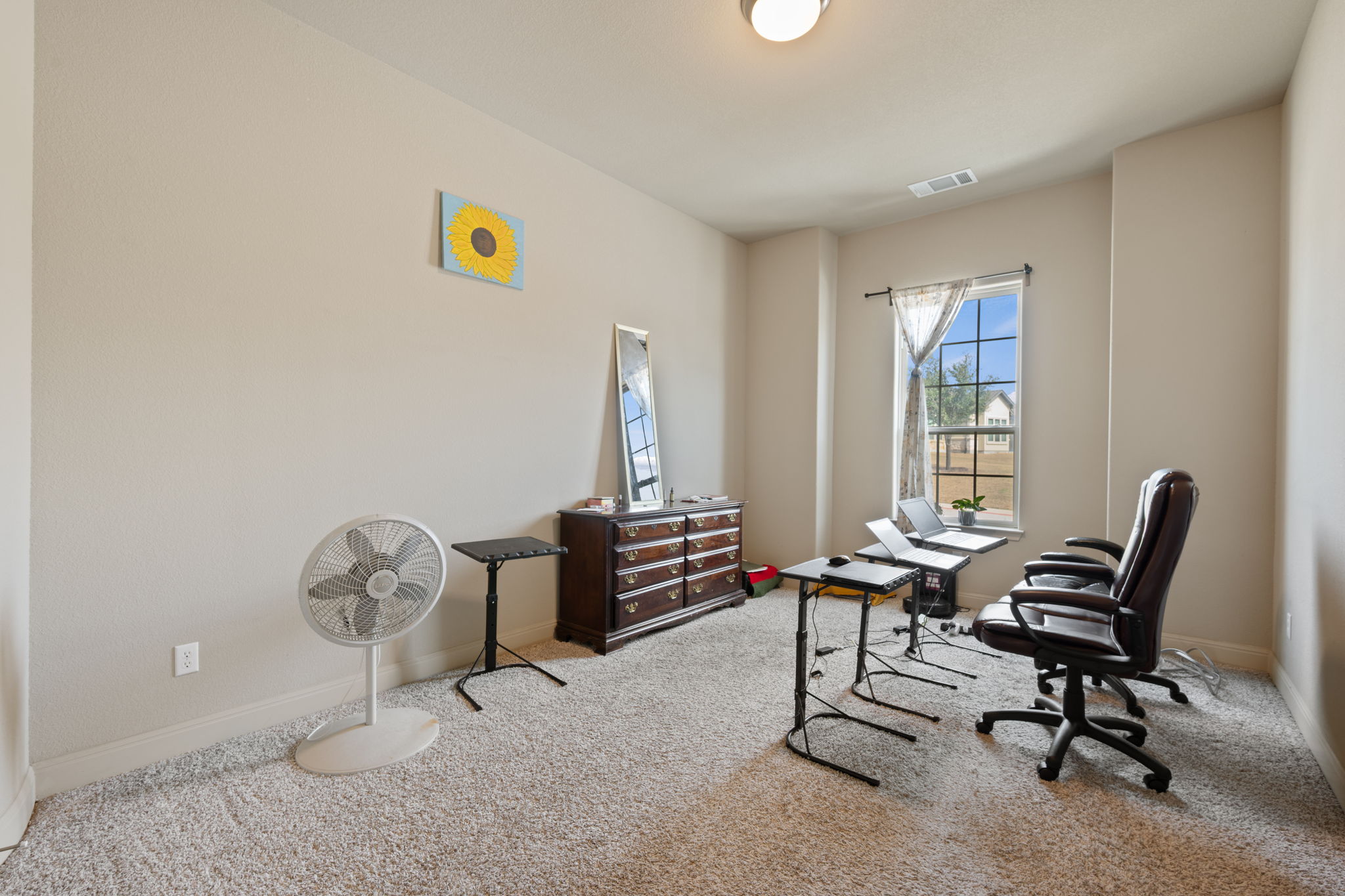 205 Clubhouse Drive, Unit G Georgetown, TX 78628 - Photo 15 of 40 a reading room with furniture and a window