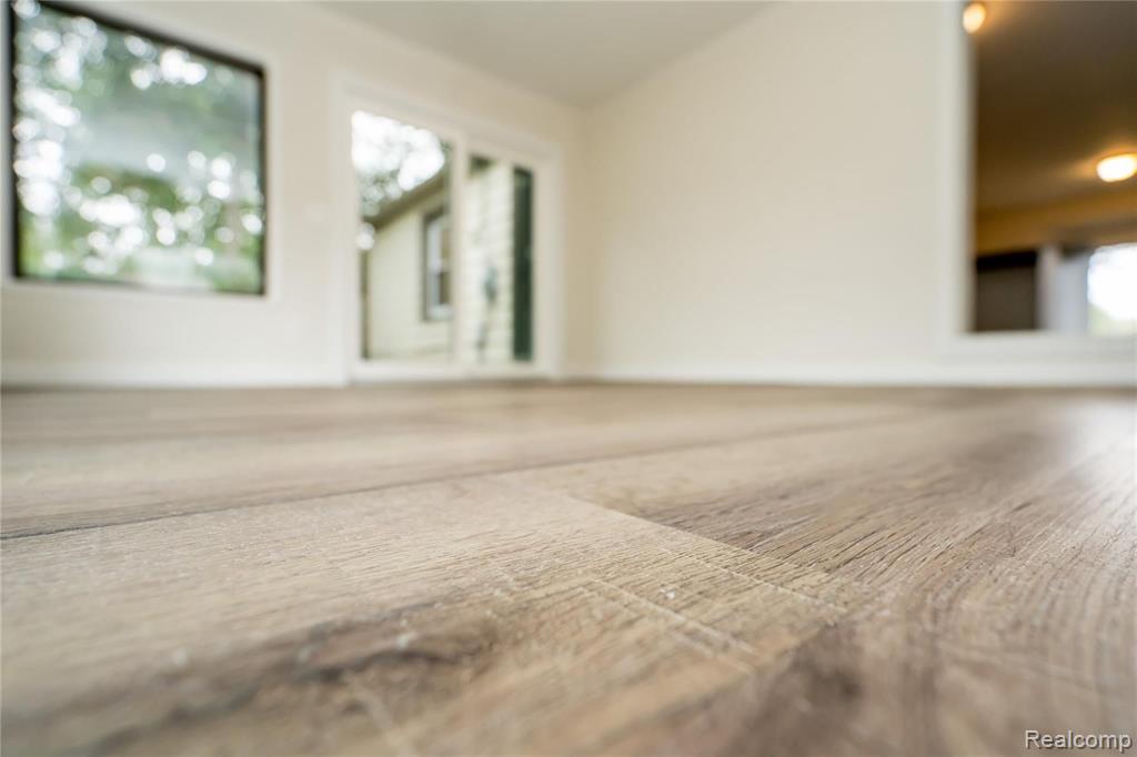 680 East Auburn Road Rochester Hills, MI 48307 - Photo 13 of 50
