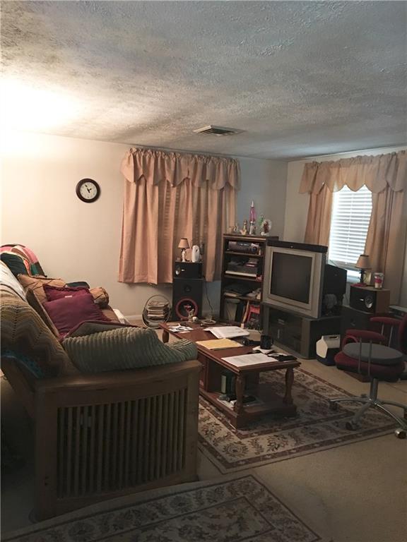 3035 Walton Road Finleyville, PA 15332 - Photo 4 of 12 Gallery Image 4