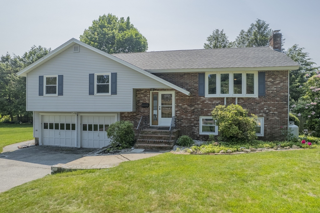 6 Marshall Road Beverly, MA 01915 - Photo 1 of 42 Gallery Image 1