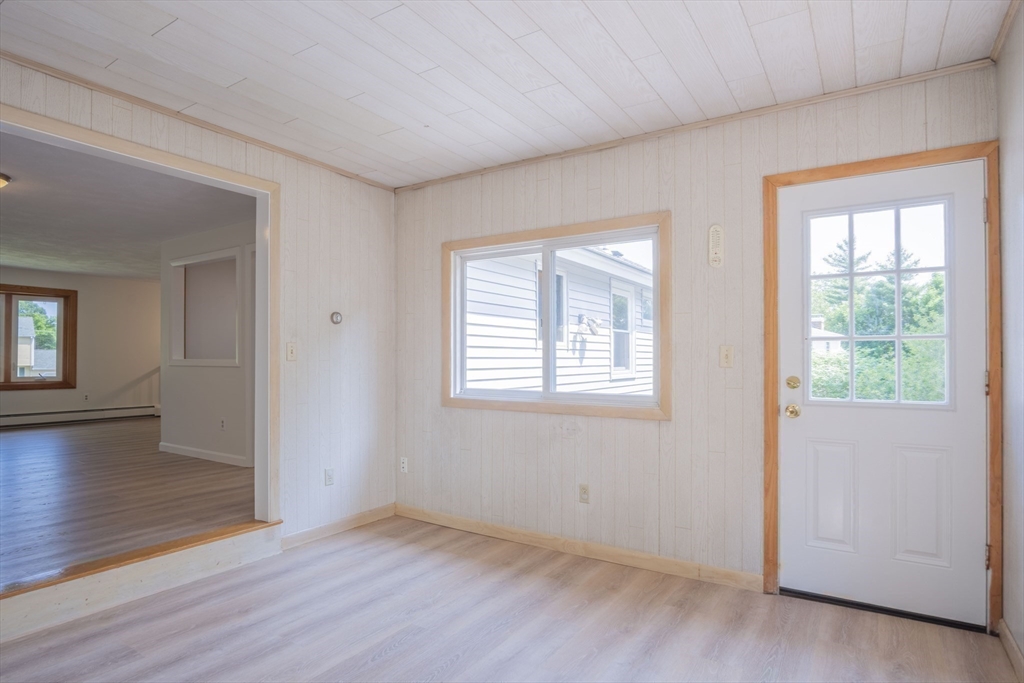 6 Marshall Road Beverly, MA 01915 - Photo 12 of 42 Gallery Image 12