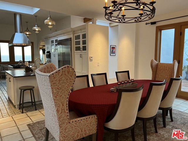 a view of a livingroom with furniture and window