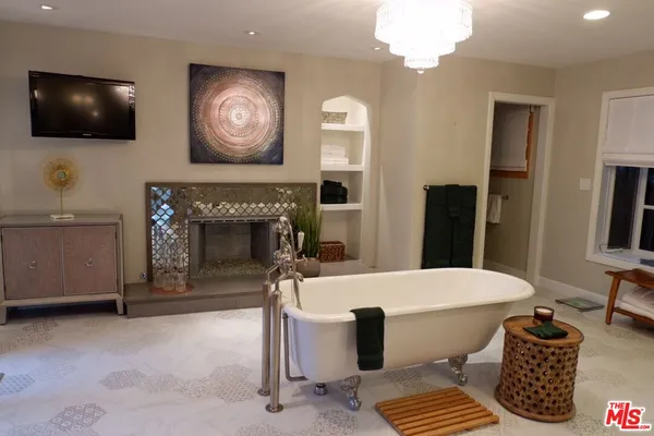 $12,000 | 31663 Broad Beach Road, Malibu, CA 90265