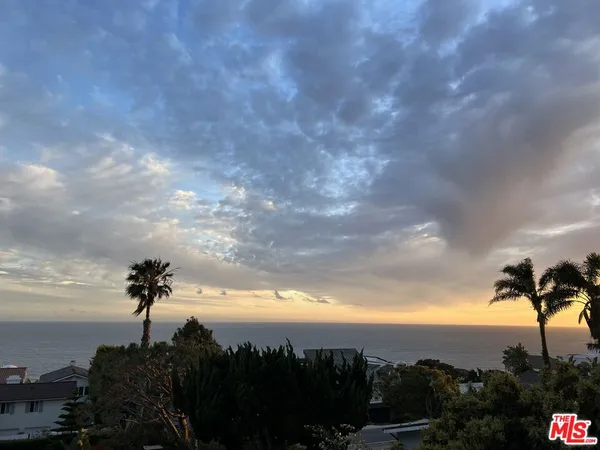 $12,000 | 31663 Broad Beach Road, Malibu, CA 90265