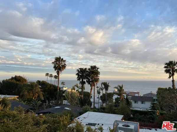 $12,000 | 31663 Broad Beach Road, Malibu, CA 90265