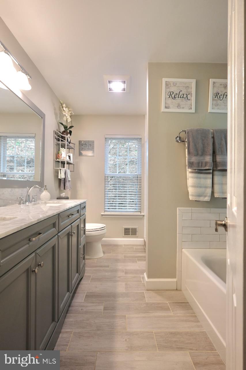 37 A Melrose Road, Unit A Princeton, NJ 08540 - Photo 14 of 25 Primary Ensuite Bathroom