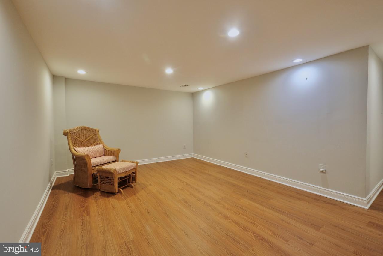37 A Melrose Road, Unit A Princeton, NJ 08540 - Photo 22 of 25 Family Room
